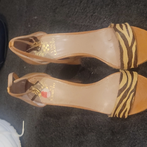 Vince Camuto Heels - Picture 2 of 2